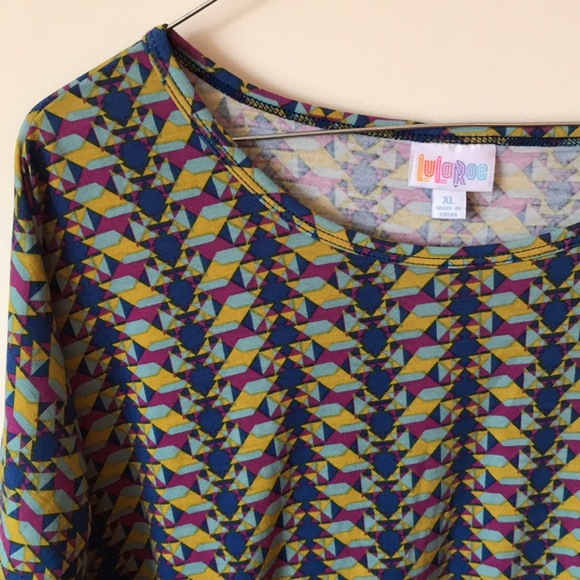 NWT Irma LuLaRoe Top - Picture 2 of 5